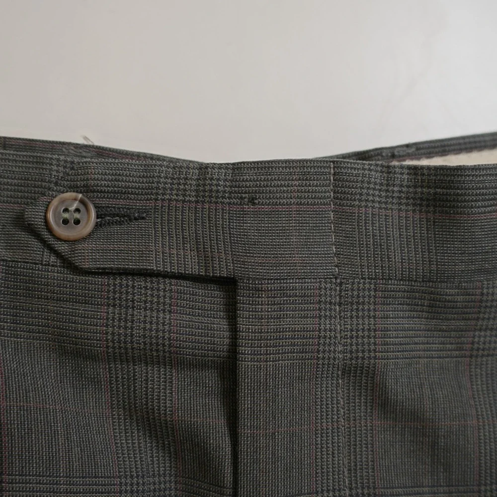 DAMAGED Jos A Bank Wool Green Plaid 2 Piece Suit 40R 35 / 31 W/ Orange Red Wind